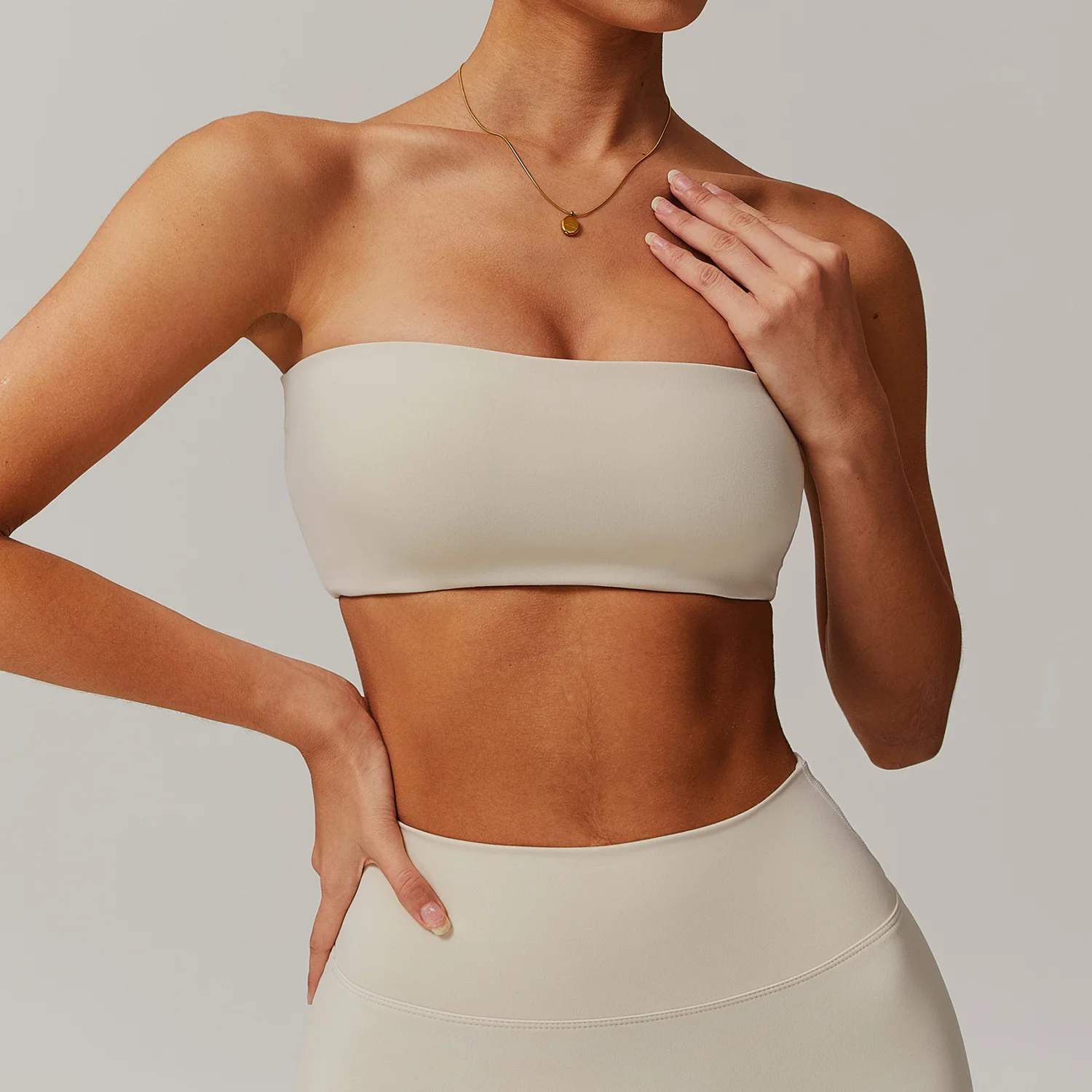 女性用シームレスワンピースヨガチューブトップジムストラップレ - Underwire Bra Padded のレビューと価格