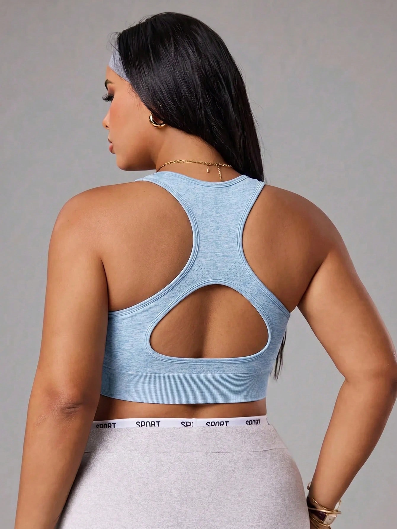 女性用プラスサイズシームレススポーツブラ、取り外し可能なパッ - Sports Bra Racerback のレビューと価格